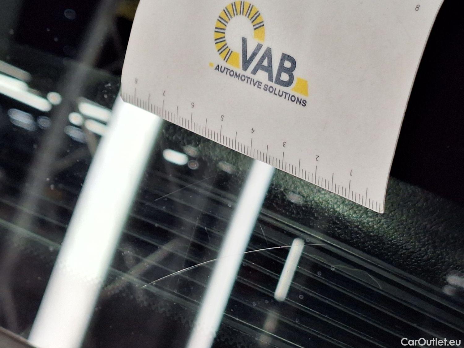  Mercedes  GLB Mercedes,  '19, Mercedes-Benz   200 d Business Solution 5d #37