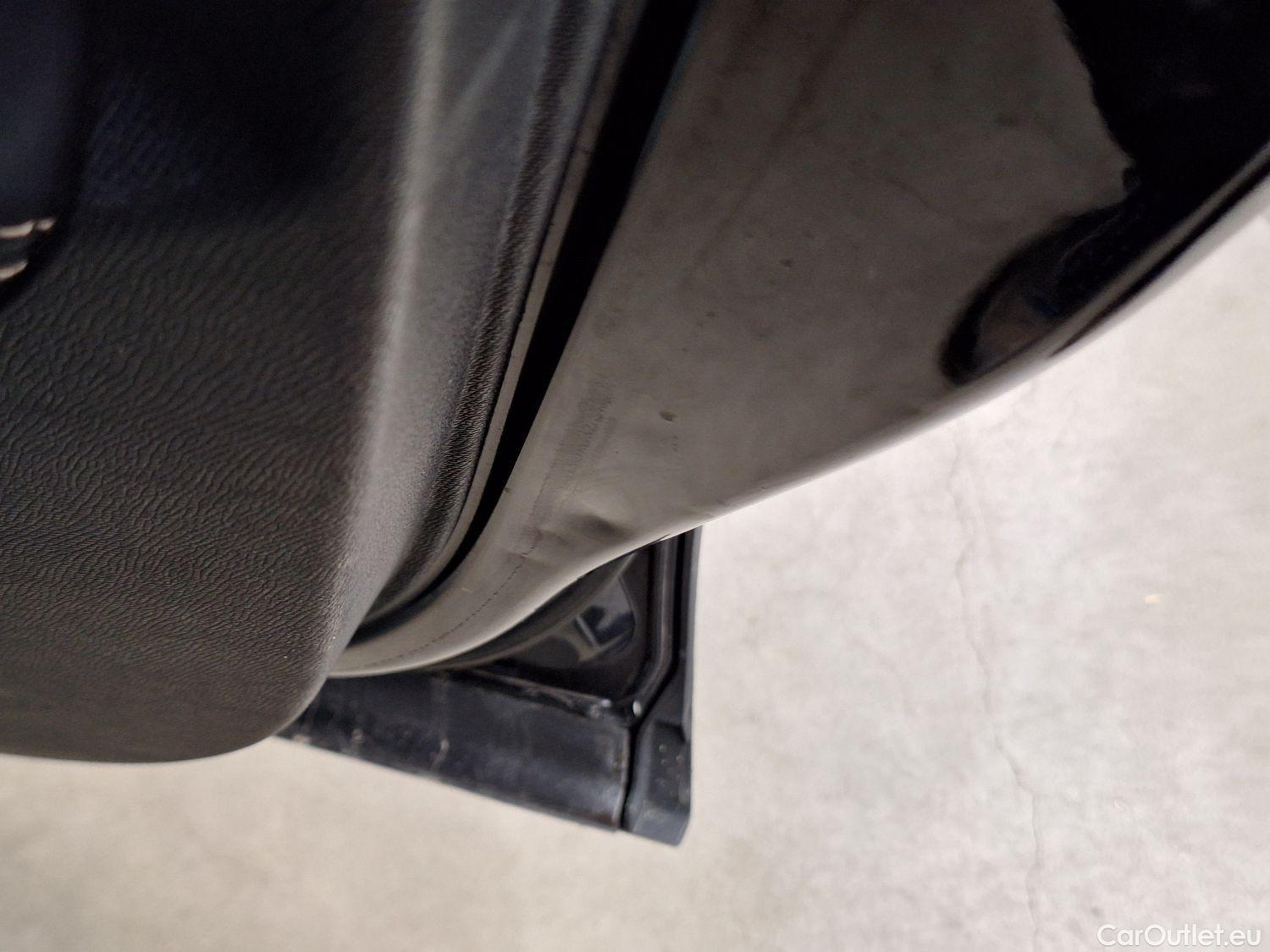  Peugeot  5008 Peugeot,  FL'20, Peugeot  1.2 PureTech 96kW S&S EAT8 GT Pack 5d #27