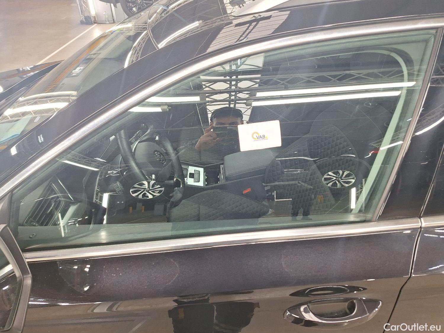  Skoda  Superb Skoda,  Combi FL'19, Skoda  Combi 2.0 CRTDI 90kW DSG7 Clever 5d #1