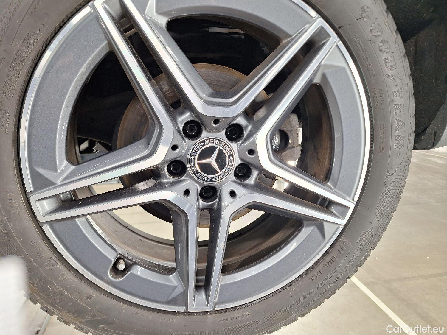  Mercedes  GLB Mercedes,  '19, Mercedes-Benz   200 d Business Solution 5d #1