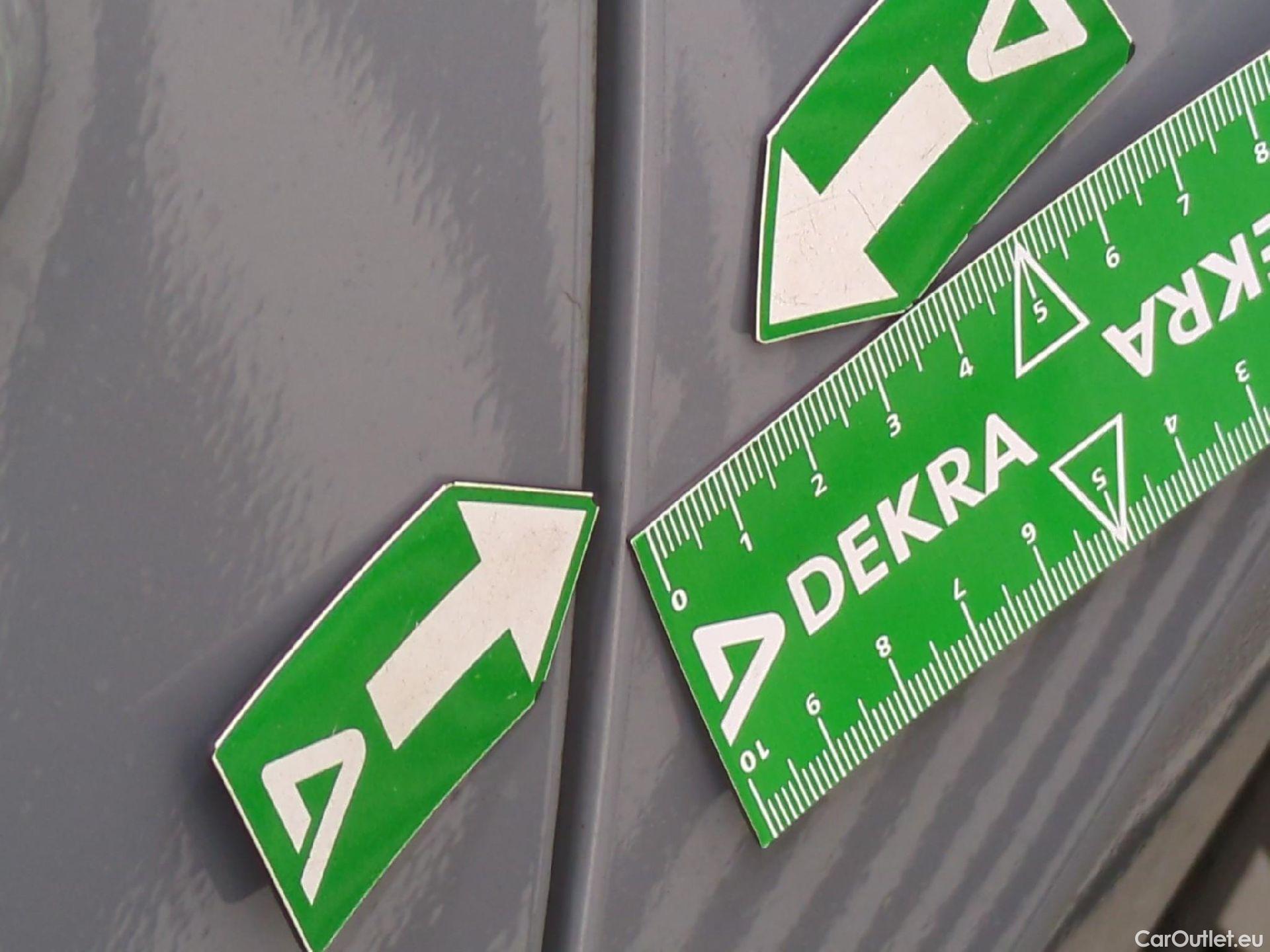  Toyota  Corolla TOYOTA  Touring Sports / 2018 / 5P / Break Hybride 122h Design #62