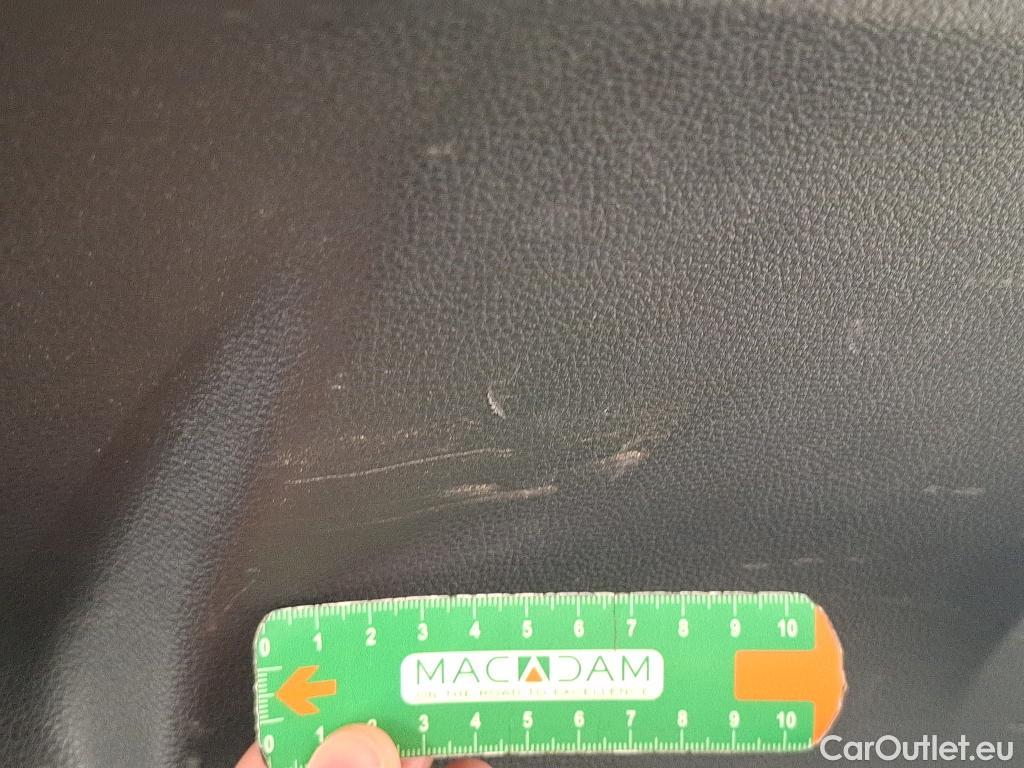  Toyota  Corolla TOYOTA  Touring Sports / 2018 / 5P / Break Hybride 122h Dynamic Business Beyond Zer #17