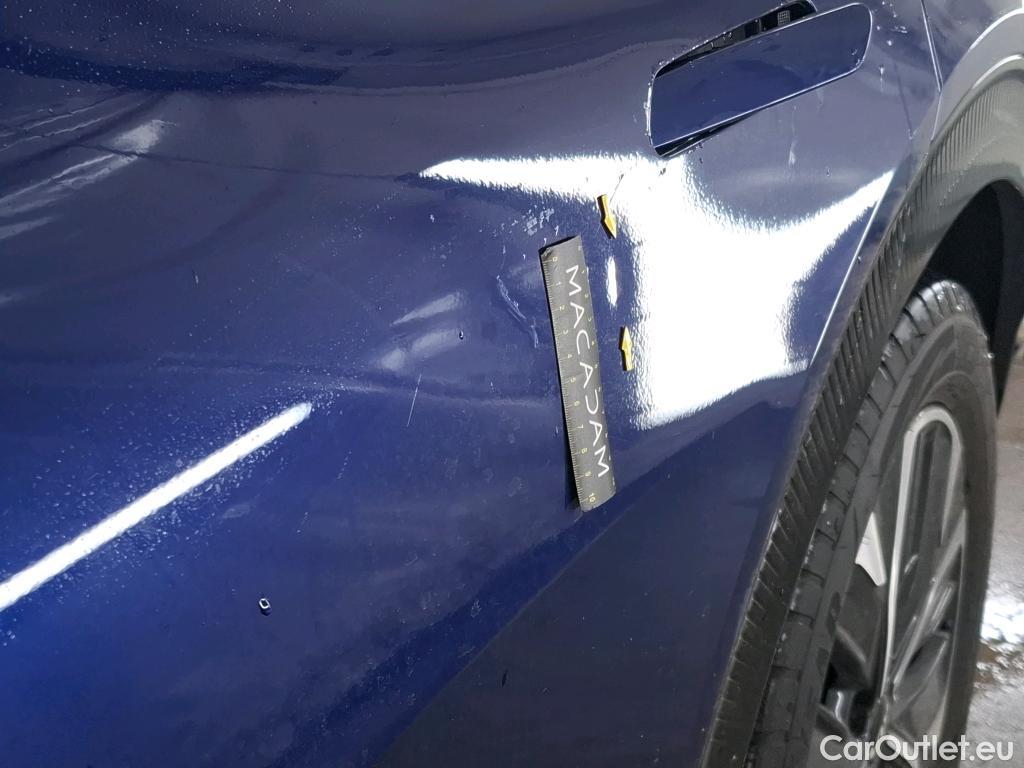  KIA  Ev6 KIA  / 2021 / 5P / SUV BEV 77.4 KWH AIR DESIGN #32