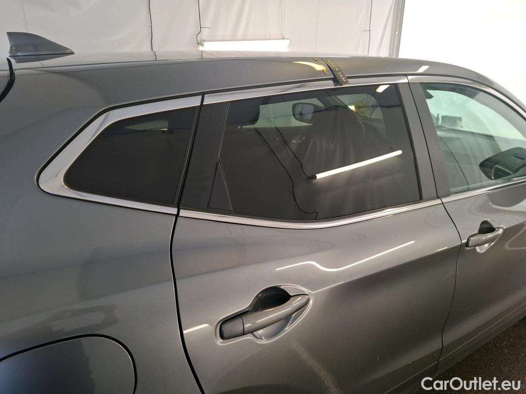  Nissan  Qashqai NISSAN  / 2017 / 5P / Crossover 1.5 DCI 115 Business Edition #48
