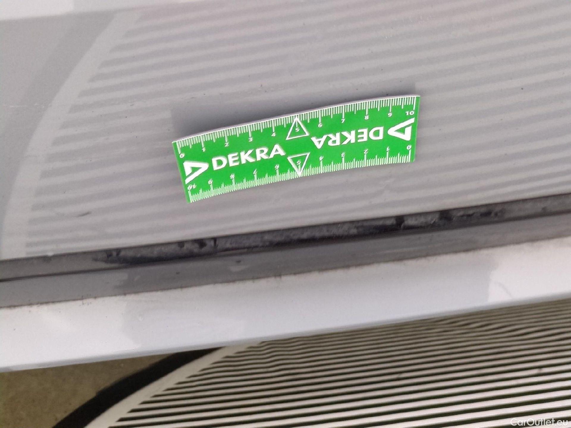  Toyota  Corolla TOYOTA  Touring Sports / 2018 / 5P / Break Hybride 122h Design #67