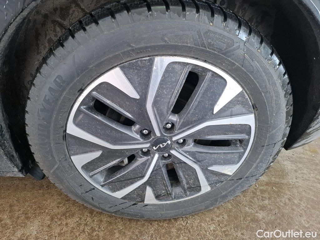  KIA  Ev6 KIA  / 2021 / 5P / SUV BEV 77.4 KWH AIR DESIGN #30