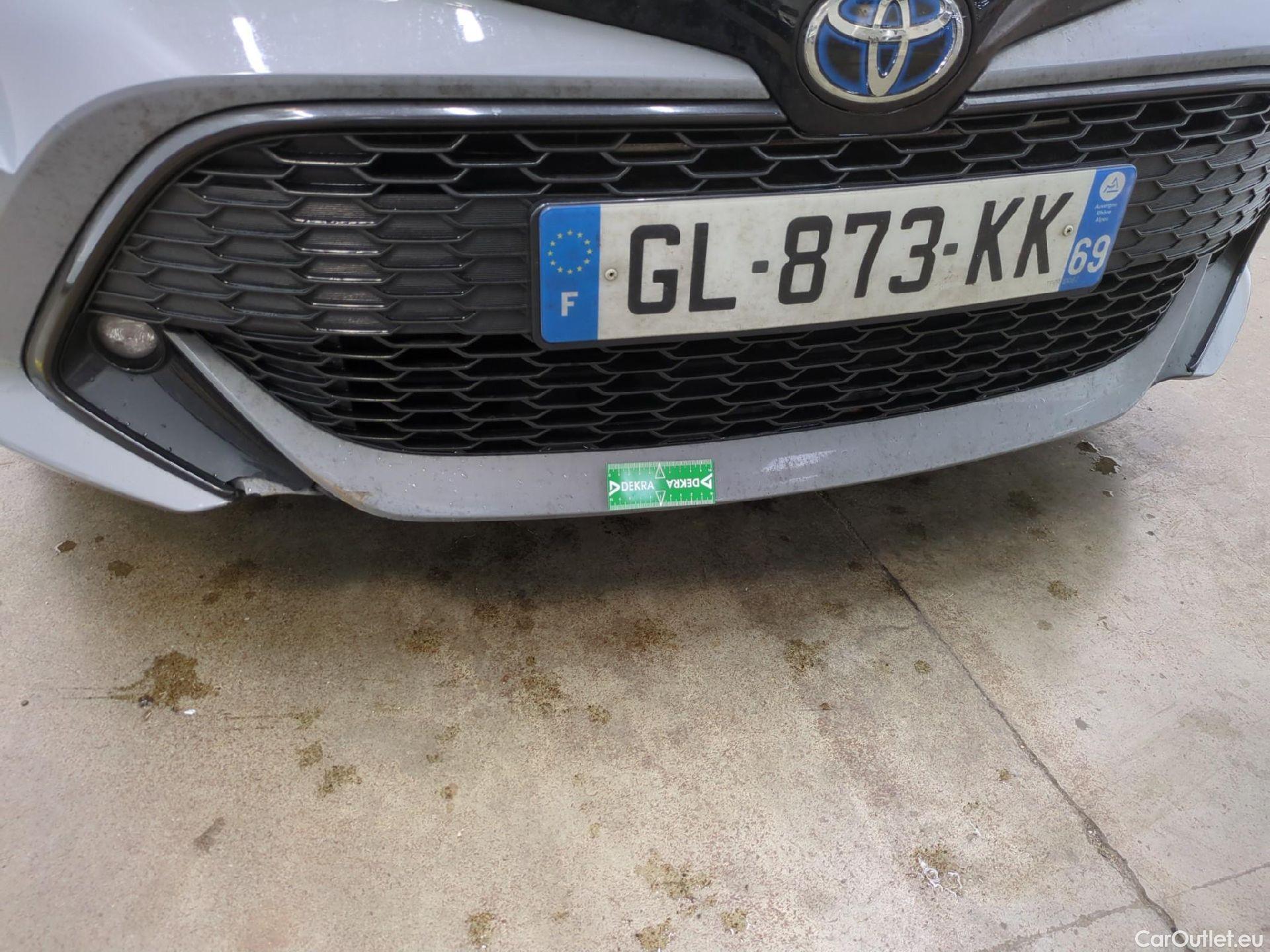  Toyota  Corolla TOYOTA  Touring Sports / 2018 / 5P / Break Hybride 122h Design #42