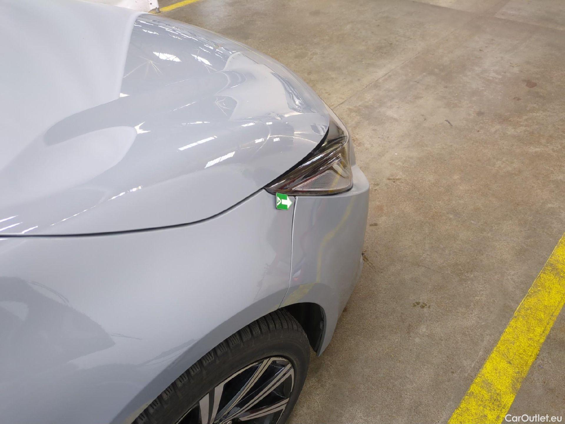  Toyota  Corolla TOYOTA  Touring Sports / 2018 / 5P / Break Hybride 122h Design #39