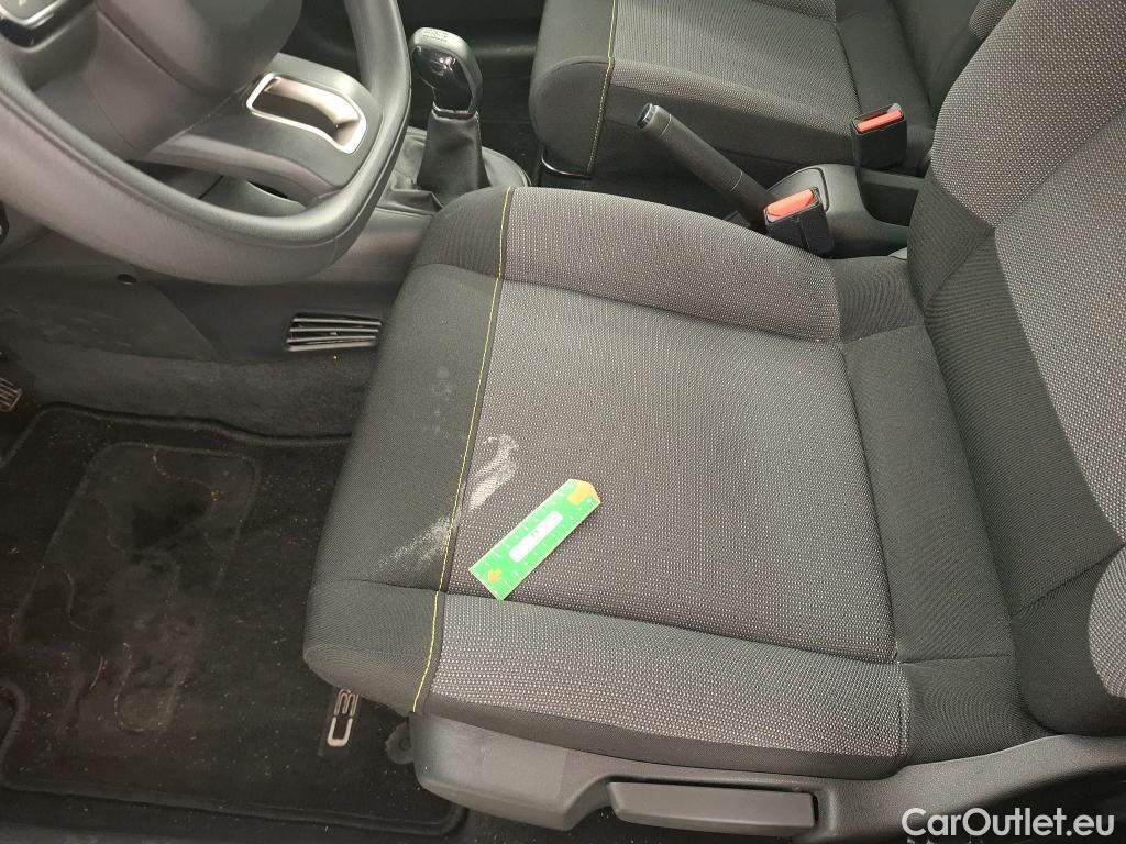  Citroen  C3  Feel Business 1.2 PureTech 80CV BVM5 E6d #1