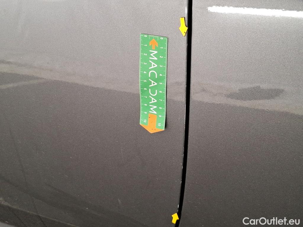  Fiat  500 FIAT   2015  3P  Berline Hybrid 10 BSG 70 ch Dolcevita #7