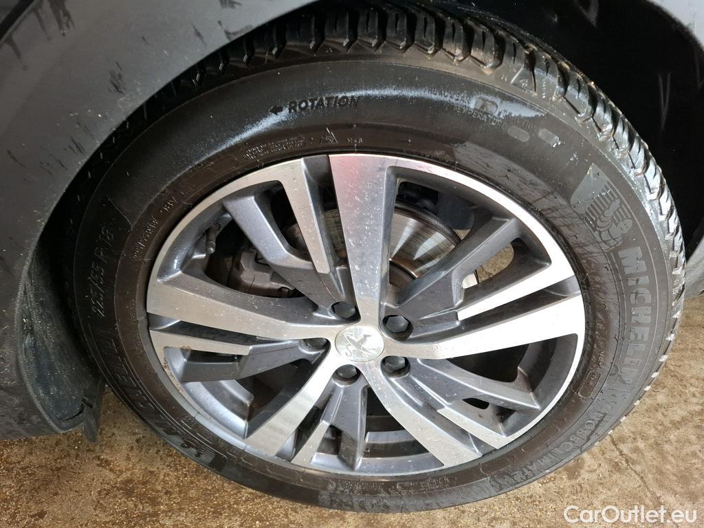  Peugeot  3008  Allure Pack 1.5 HDi 130CV BVA8 E6d #22