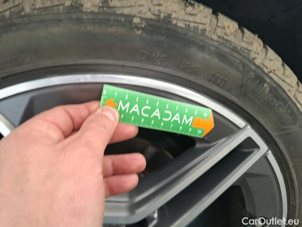  Mercedes  A-Klasse MERCEDES-BENZ Classe A Compact / 2018 / 5P / Berline A 200 d AMG Line 8G-DCT #5