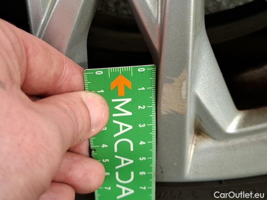  Fiat  500 FIAT   2015  3P  Berline Hybrid 10 BSG 70 ch Dolcevita #21