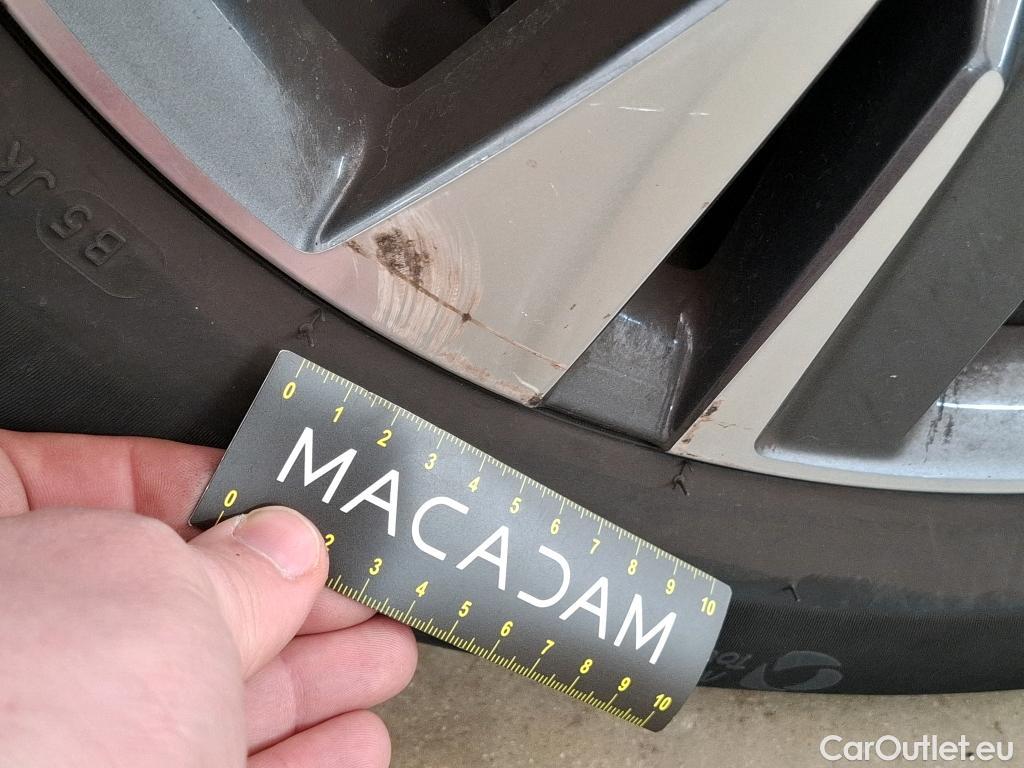  Peugeot  2008  Allure 1.2 80CV BVM5 E5 #11