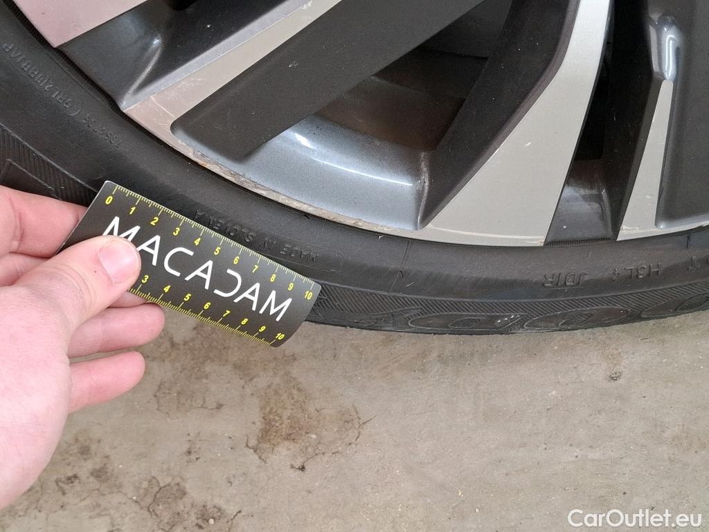  Peugeot  2008  Allure 1.2 80CV BVM5 E5 #16