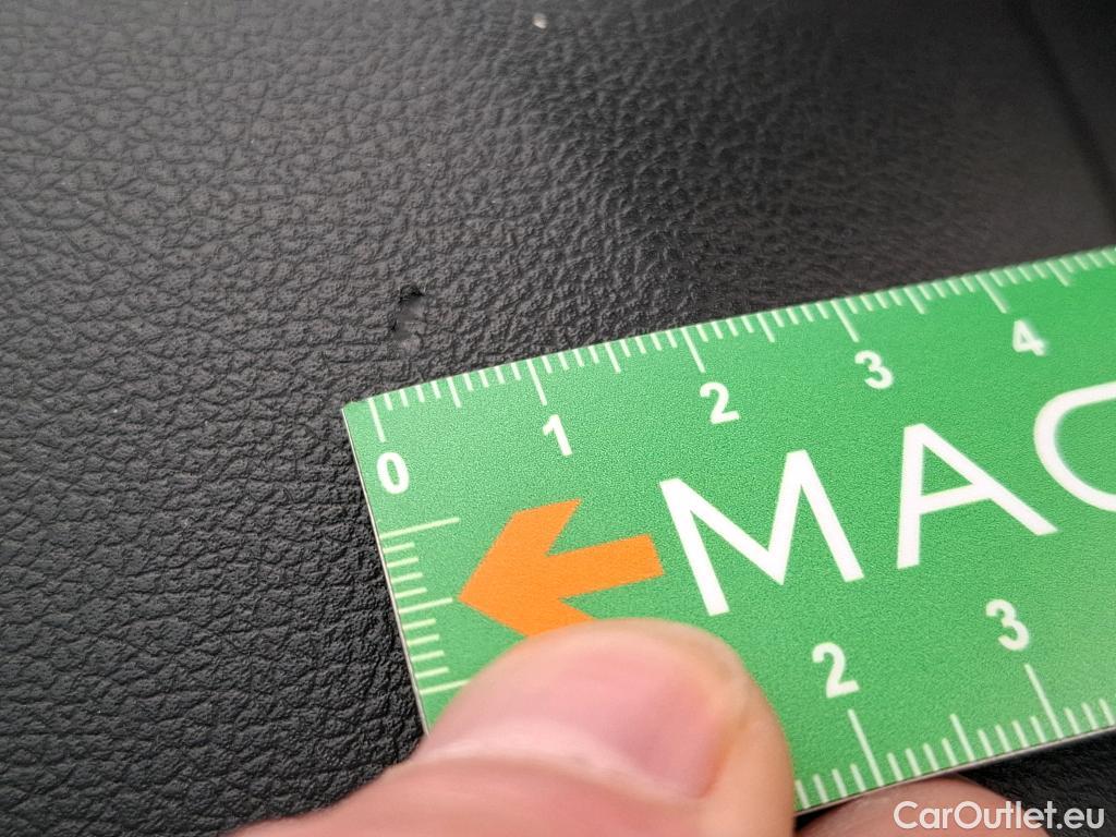  Hyundai  i20  Initia 1.2 85CV BVM5 E6d #15