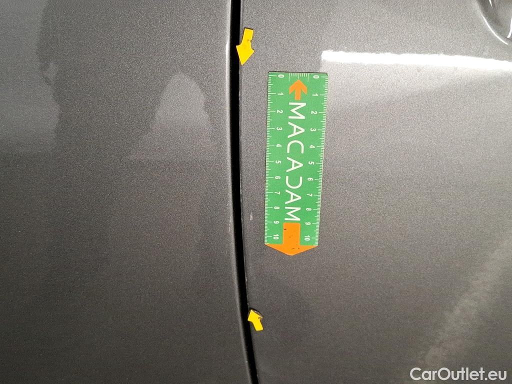  Fiat  500 FIAT   2015  3P  Berline Hybrid 10 BSG 70 ch Dolcevita #28