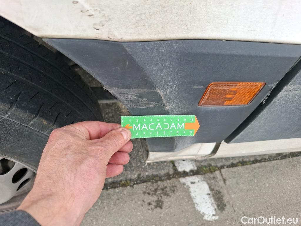  Volkswagen  Crafter VOLKSWAGEN  / 2017 / 4P / Fourgon tôlé 2.0TDI 140 30 L3H3 Business #86