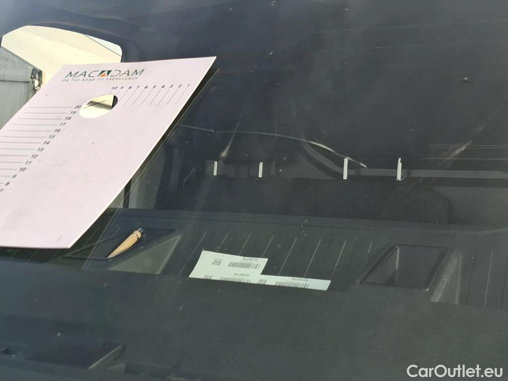  Volkswagen  Crafter VOLKSWAGEN  / 2017 / 4P / Fourgon tôlé 2.0TDI 140 30 L3H3 Business #10