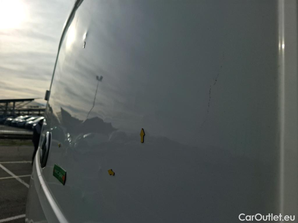  Volkswagen  Crafter VOLKSWAGEN  / 2017 / 4P / Fourgon tôlé 2.0TDI 140 30 L3H3 Business #38