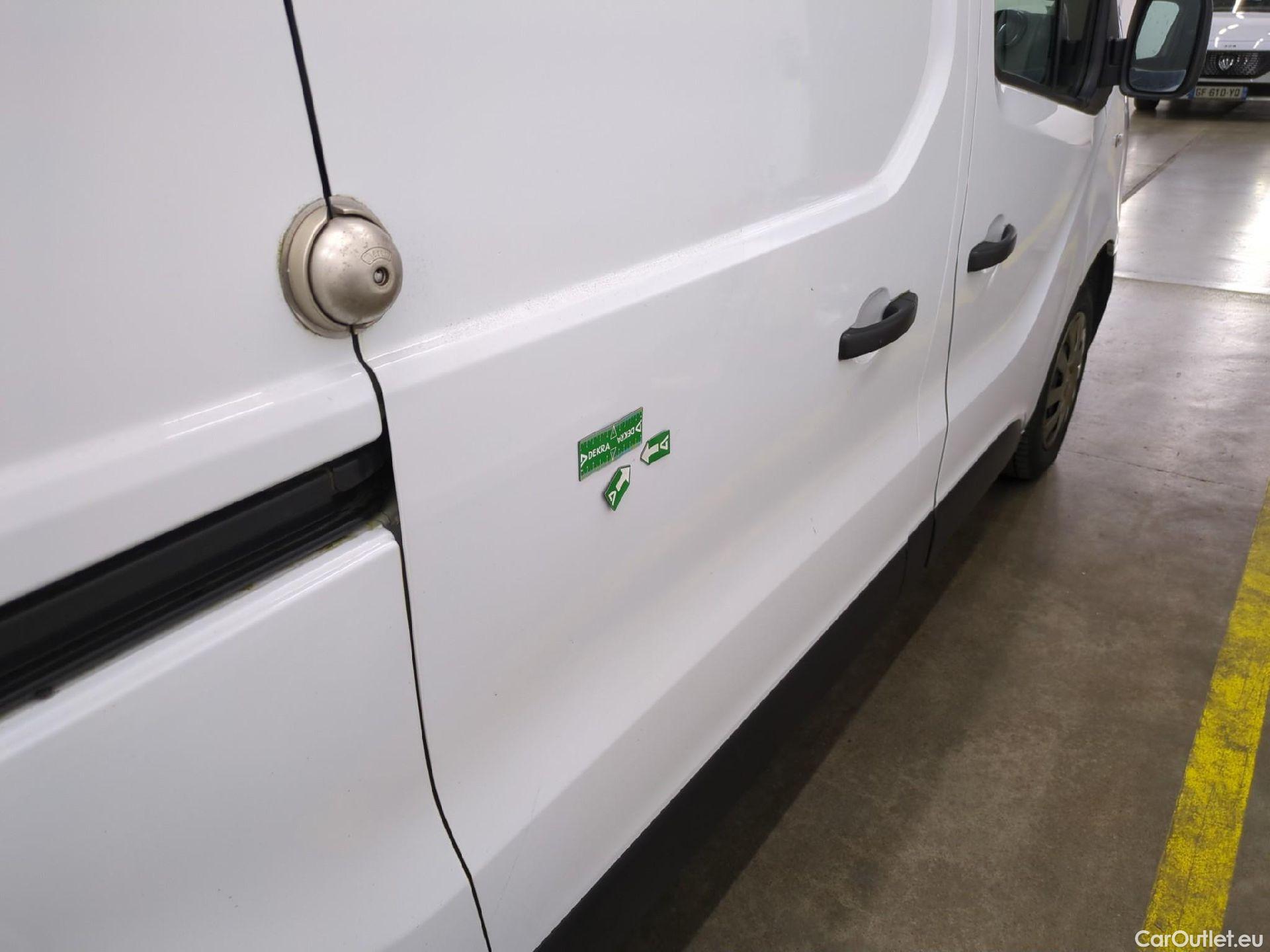  Renault  Trafic  Furgon Grand Confort L1H1 1000 1.6 dCi 120CV BVM6 E6 #21