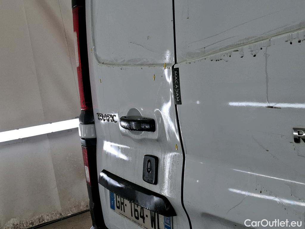  Renault  Trafic RENAULT  / 2021 / 4P / Fourgon tôlé FG GCF L1H1 2T8 Blue dCi 150 #16