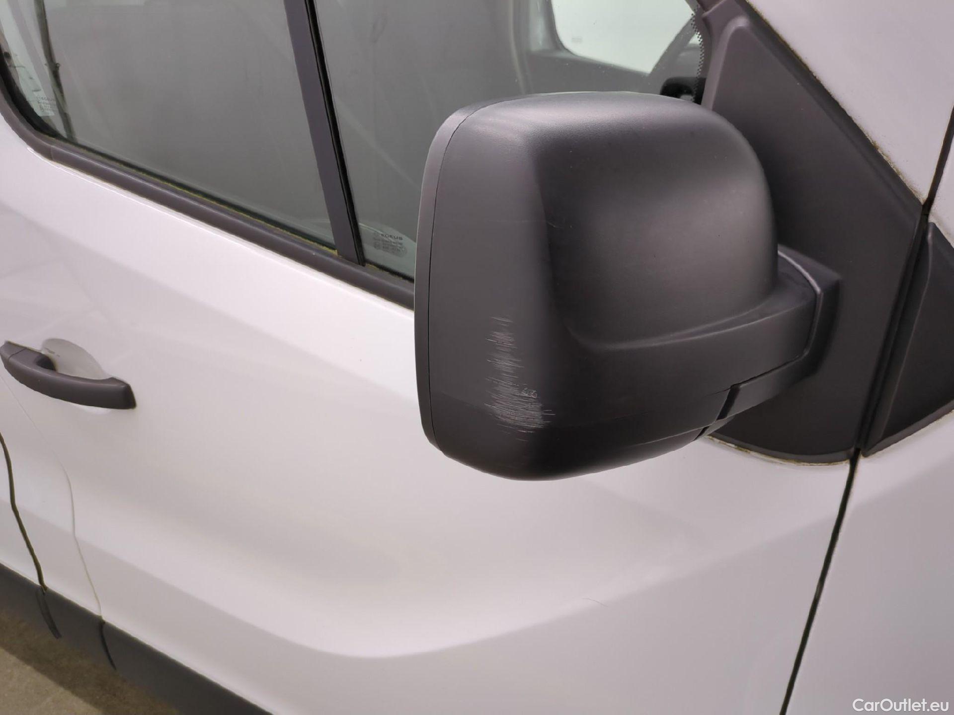  Renault  Trafic  Furgon Grand Confort L1H1 1000 1.6 dCi 120CV BVM6 E6 #35