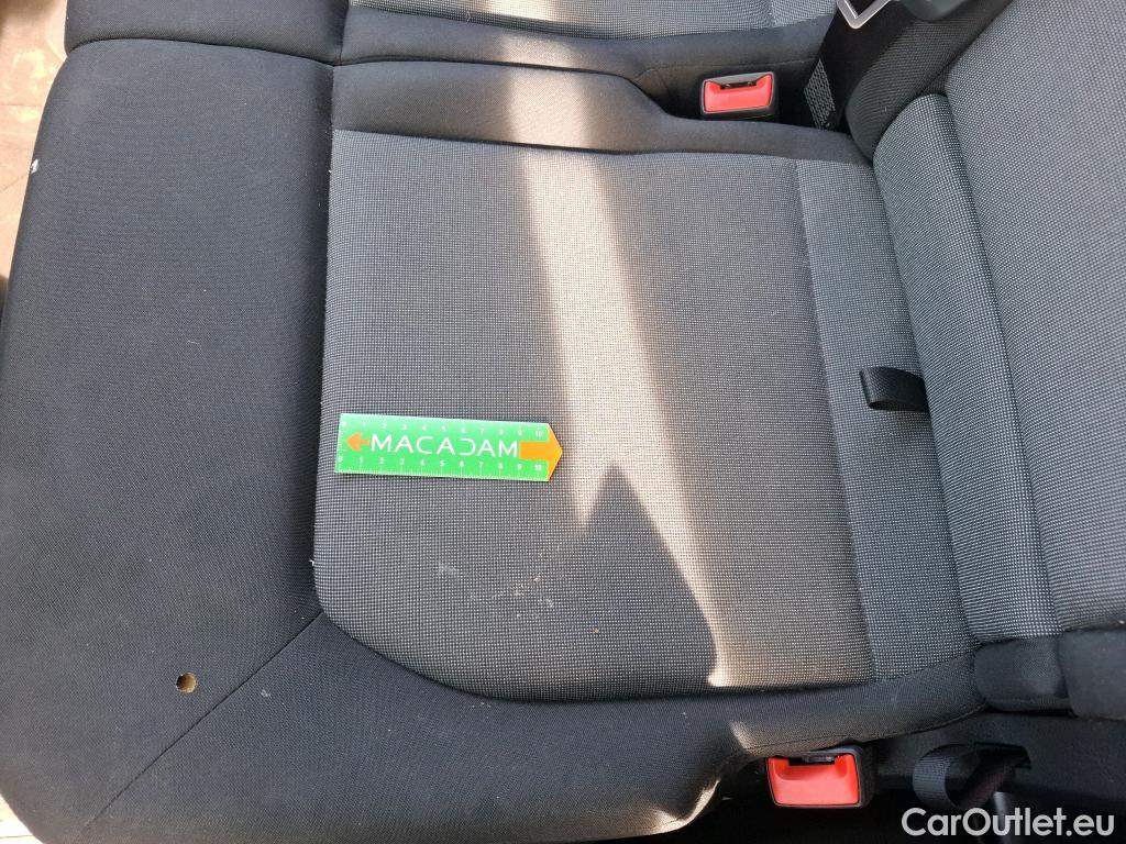  Volkswagen  Crafter VOLKSWAGEN  / 2017 / 4P / Fourgon tôlé 2.0TDI 140 30 L3H3 Business #113