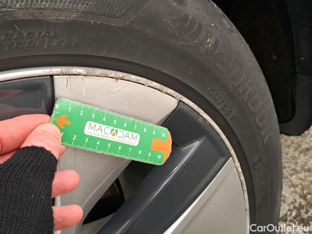  Tesla  Model Y TESLA  / 2020 / 5P / SUV Long Range Dual Motor AWD #54