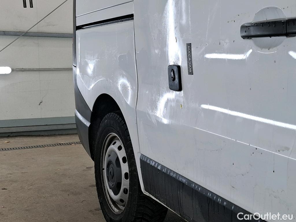  Renault  Trafic RENAULT  / 2021 / 4P / Fourgon tôlé FG GCF L1H1 2T8 Blue dCi 150 #25