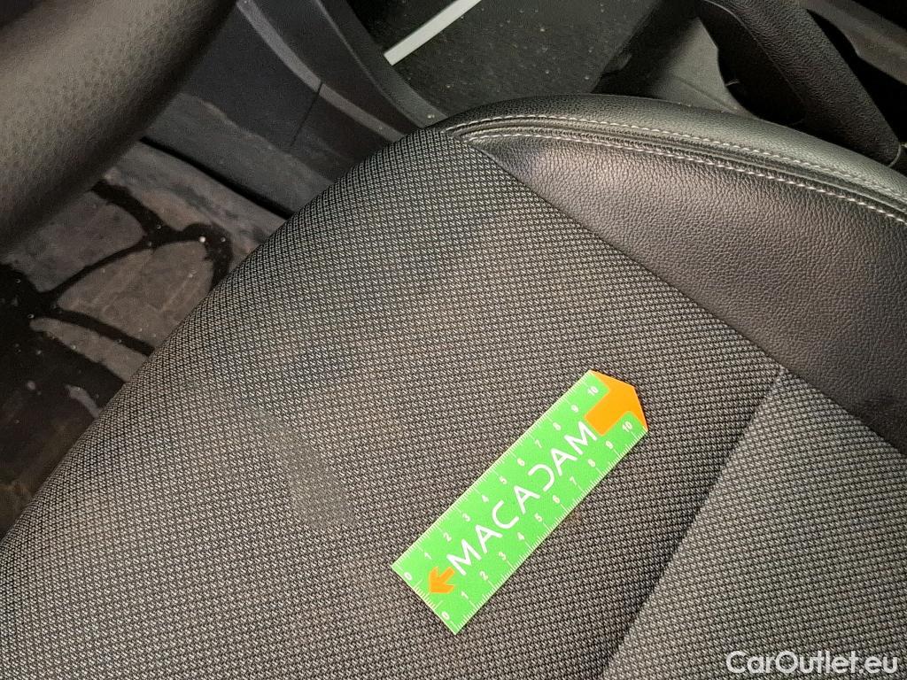  Renault  Kangoo RENAULT  / 2021 / 4P / Fourgonnette EXTRA - BLUE DCI 115 L2 #19