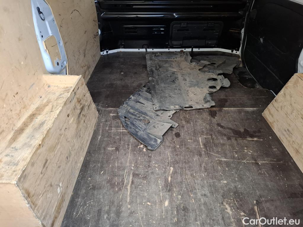  Renault  Trafic RENAULT  / 2021 / 4P / Fourgon tôlé FG GCF L1H1 2T8 Blue dCi 150 #49