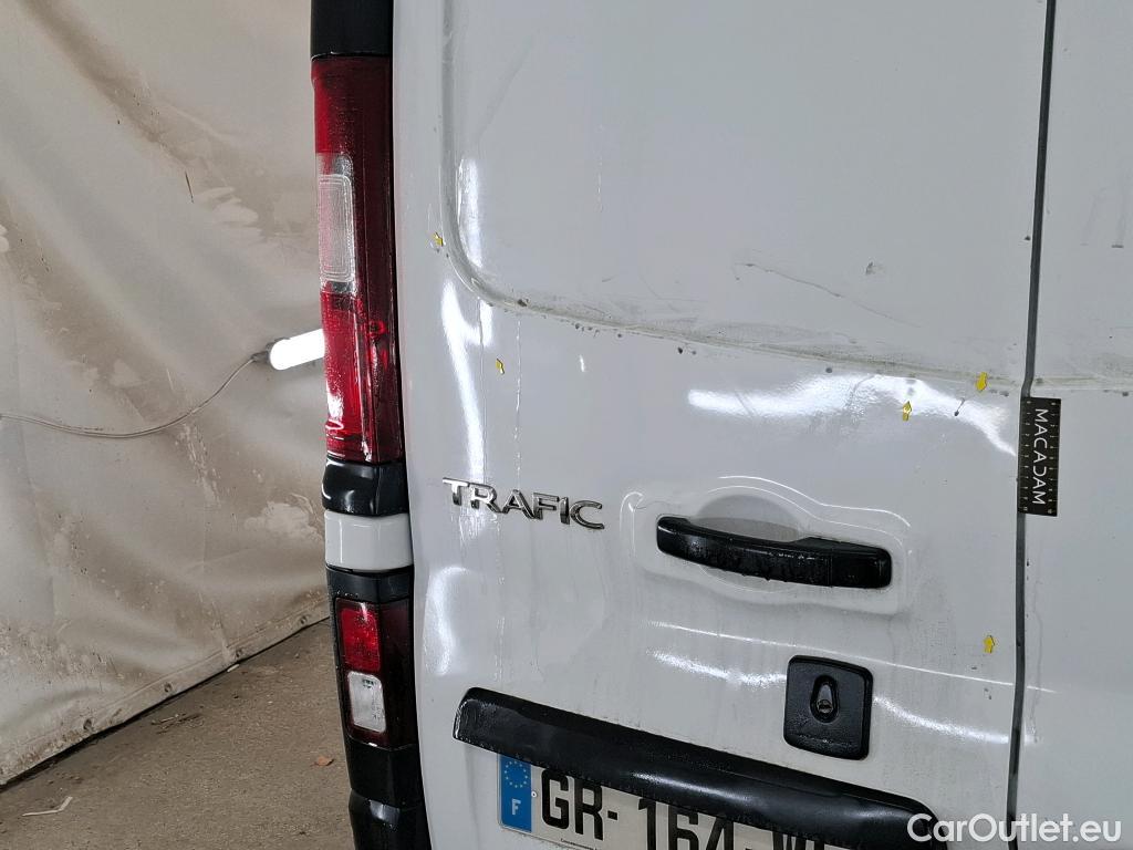  Renault  Trafic RENAULT  / 2021 / 4P / Fourgon tôlé FG GCF L1H1 2T8 Blue dCi 150 #18