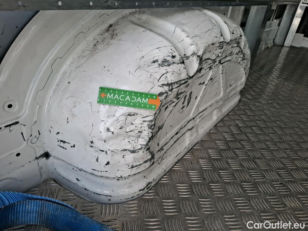  Volkswagen  Crafter VOLKSWAGEN  / 2017 / 4P / Fourgon tôlé 2.0TDI 140 30 L3H3 Business #124