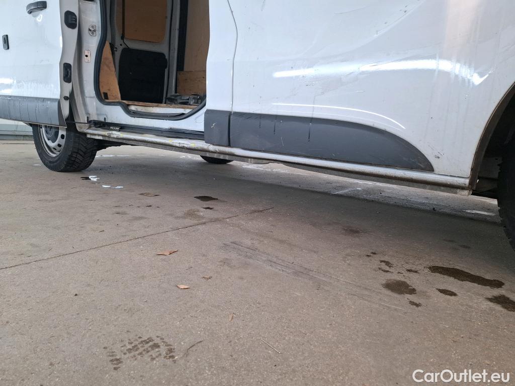  Renault  Trafic RENAULT  / 2021 / 4P / Fourgon tôlé FG GCF L1H1 2T8 Blue dCi 150 #27