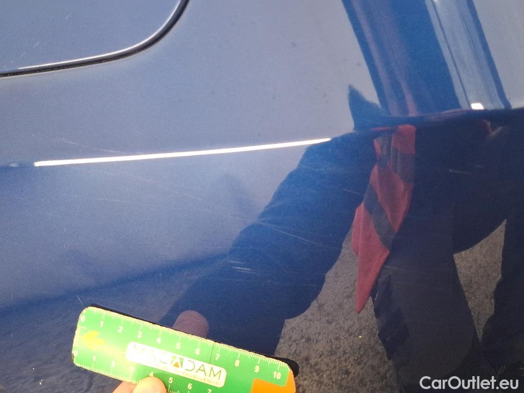  Tesla  Model Y TESLA  / 2020 / 5P / SUV Long Range Dual Motor AWD #31