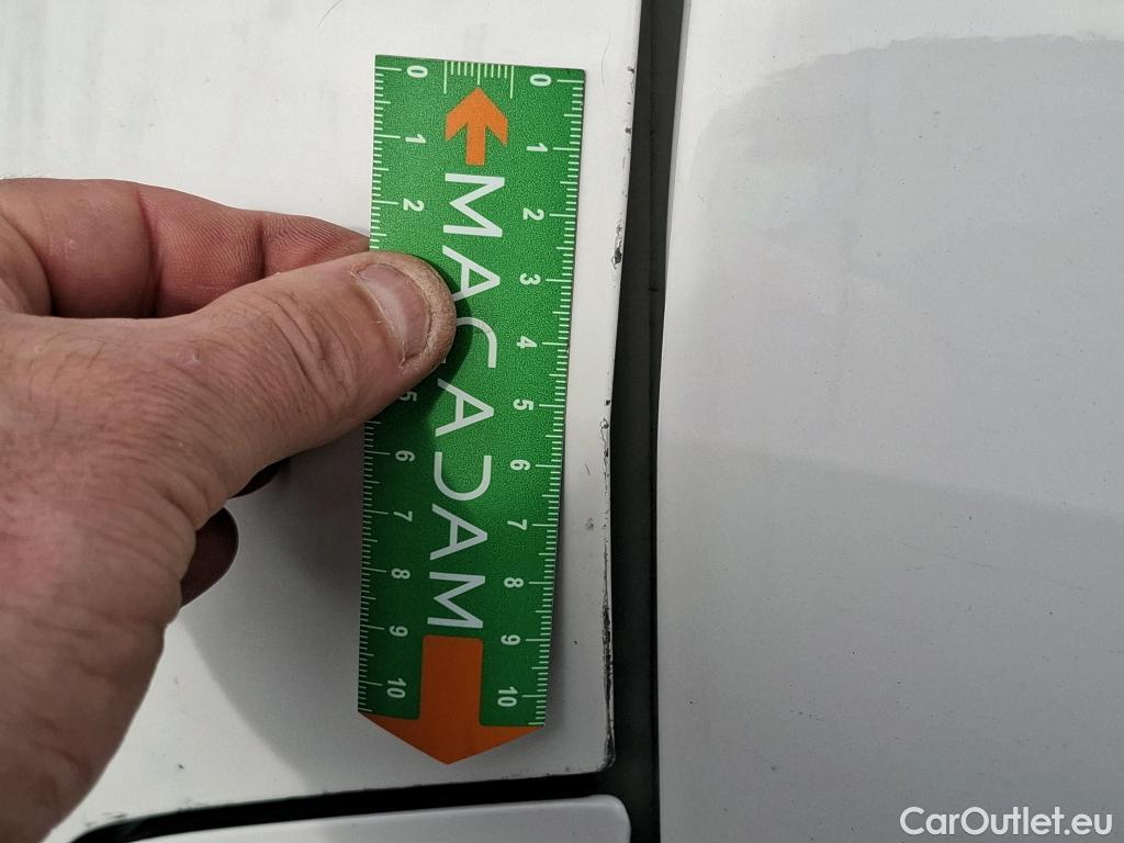  Volkswagen  Crafter VOLKSWAGEN  / 2017 / 4P / Fourgon tôlé 2.0TDI 140 30 L3H3 Business #122