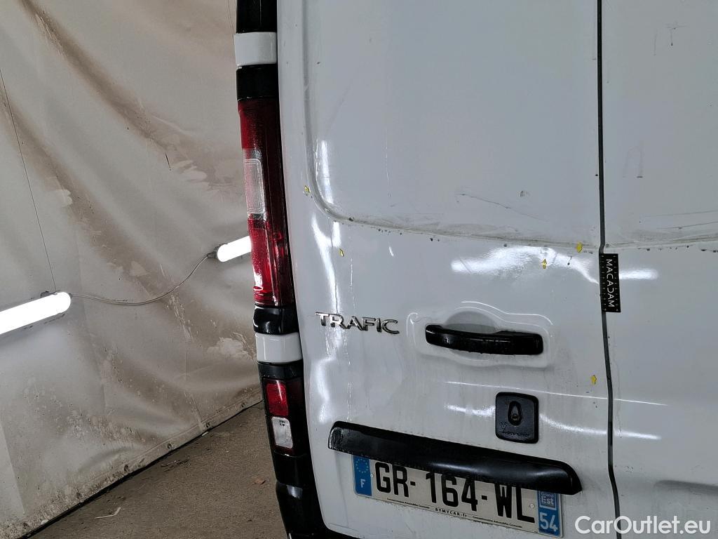  Renault  Trafic RENAULT  / 2021 / 4P / Fourgon tôlé FG GCF L1H1 2T8 Blue dCi 150 #19