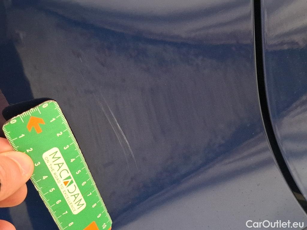  Tesla  Model Y TESLA  / 2020 / 5P / SUV Long Range Dual Motor AWD #30