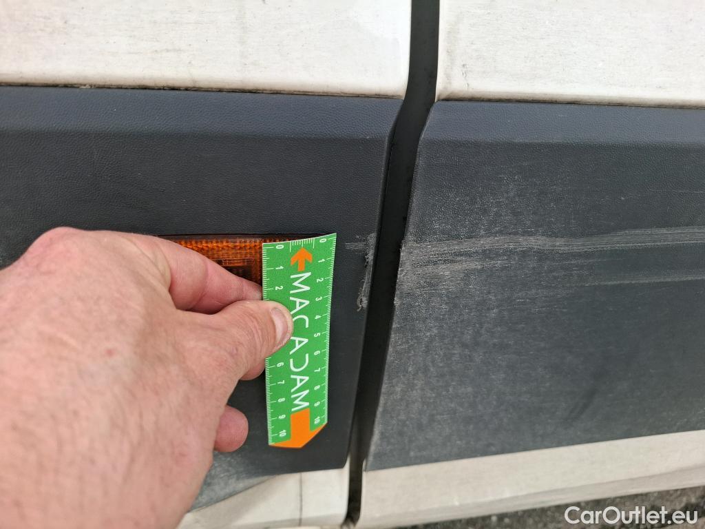  Volkswagen  Crafter VOLKSWAGEN  / 2017 / 4P / Fourgon tôlé 2.0TDI 140 30 L3H3 Business #87