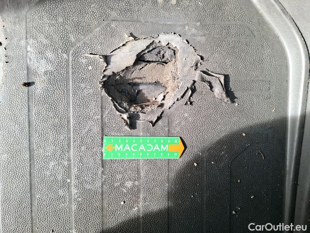  Volkswagen  Crafter VOLKSWAGEN  / 2017 / 4P / Fourgon tôlé 2.0TDI 140 30 L3H3 Business #77