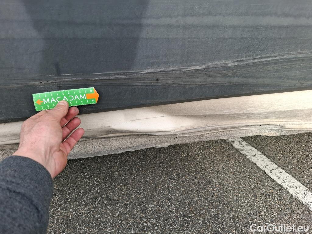  Volkswagen  Crafter VOLKSWAGEN  / 2017 / 4P / Fourgon tôlé 2.0TDI 140 30 L3H3 Business #89