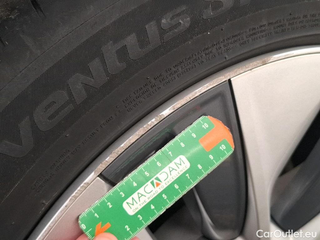  Tesla  Model Y TESLA  / 2020 / 5P / SUV Long Range Dual Motor AWD #51