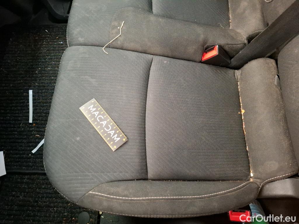  Renault  Trafic RENAULT  / 2021 / 4P / Fourgon tôlé FG GCF L1H1 2T8 Blue dCi 150 #45