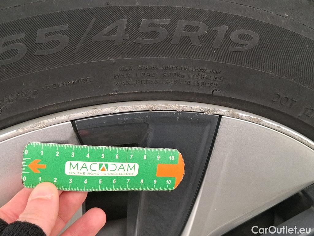  Tesla  Model Y TESLA  / 2020 / 5P / SUV Long Range Dual Motor AWD #43