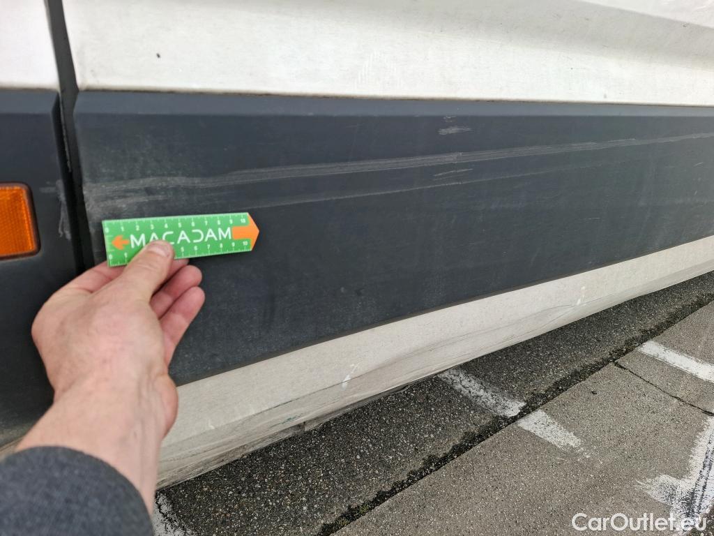  Volkswagen  Crafter VOLKSWAGEN  / 2017 / 4P / Fourgon tôlé 2.0TDI 140 30 L3H3 Business #84