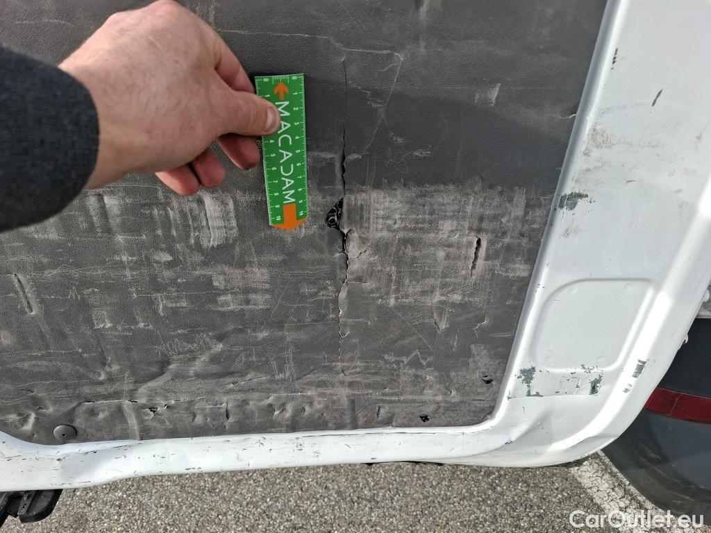  Volkswagen  Crafter VOLKSWAGEN  / 2017 / 4P / Fourgon tôlé 2.0TDI 140 30 L3H3 Business #82