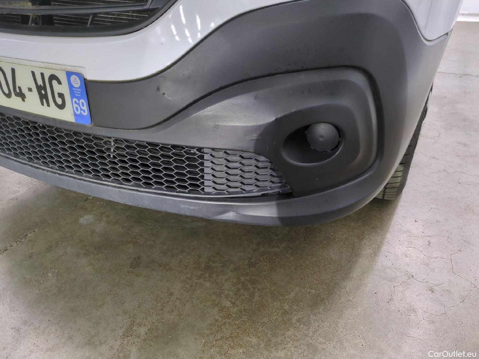  Renault  Trafic  Furgon Grand Confort L1H1 1000 1.6 dCi 120CV BVM6 E6 #50