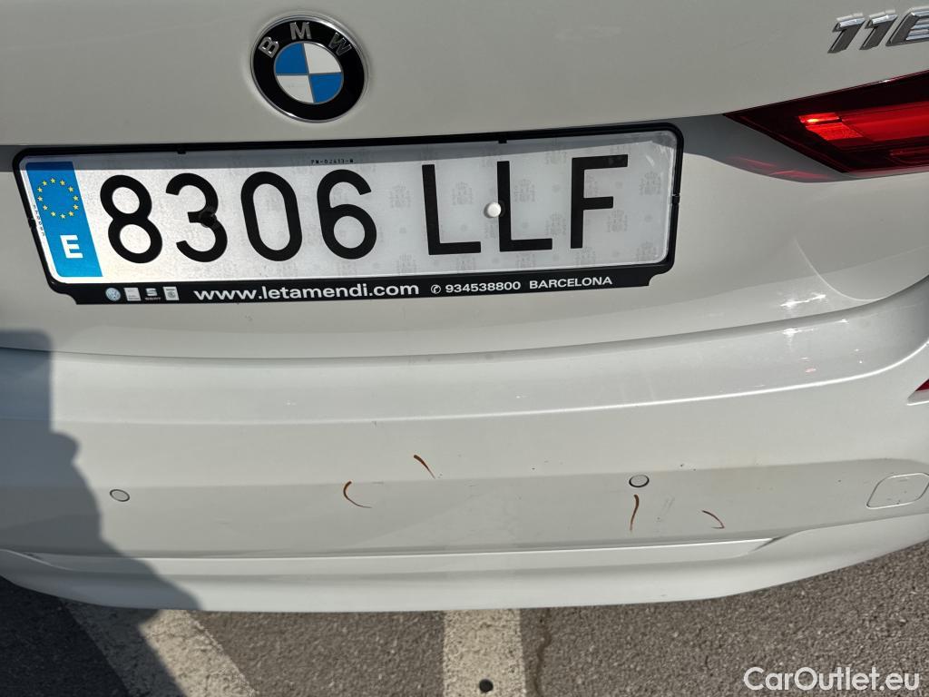  Bmw  Serie 1 BMW  / 2019 / 5P / berlina con portón 118i #18