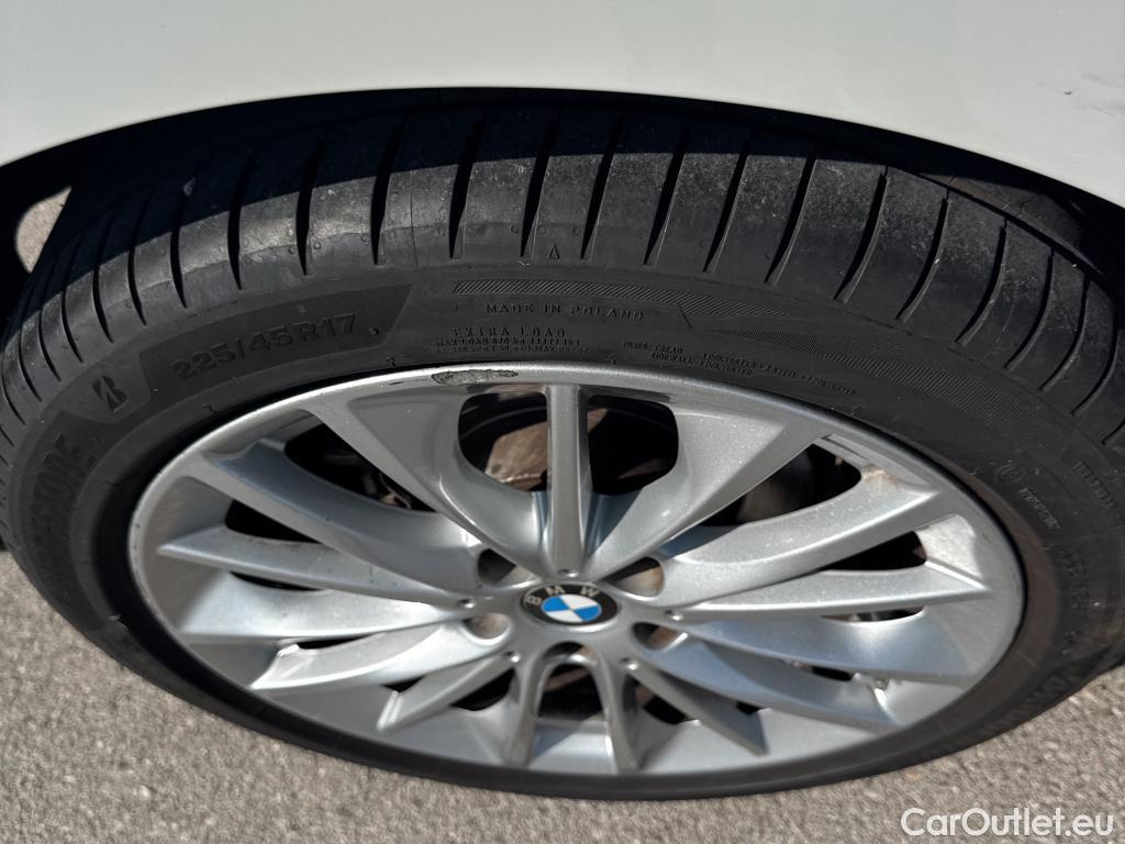  Bmw  Serie 1 BMW  / 2019 / 5P / berlina con portón 118i #12